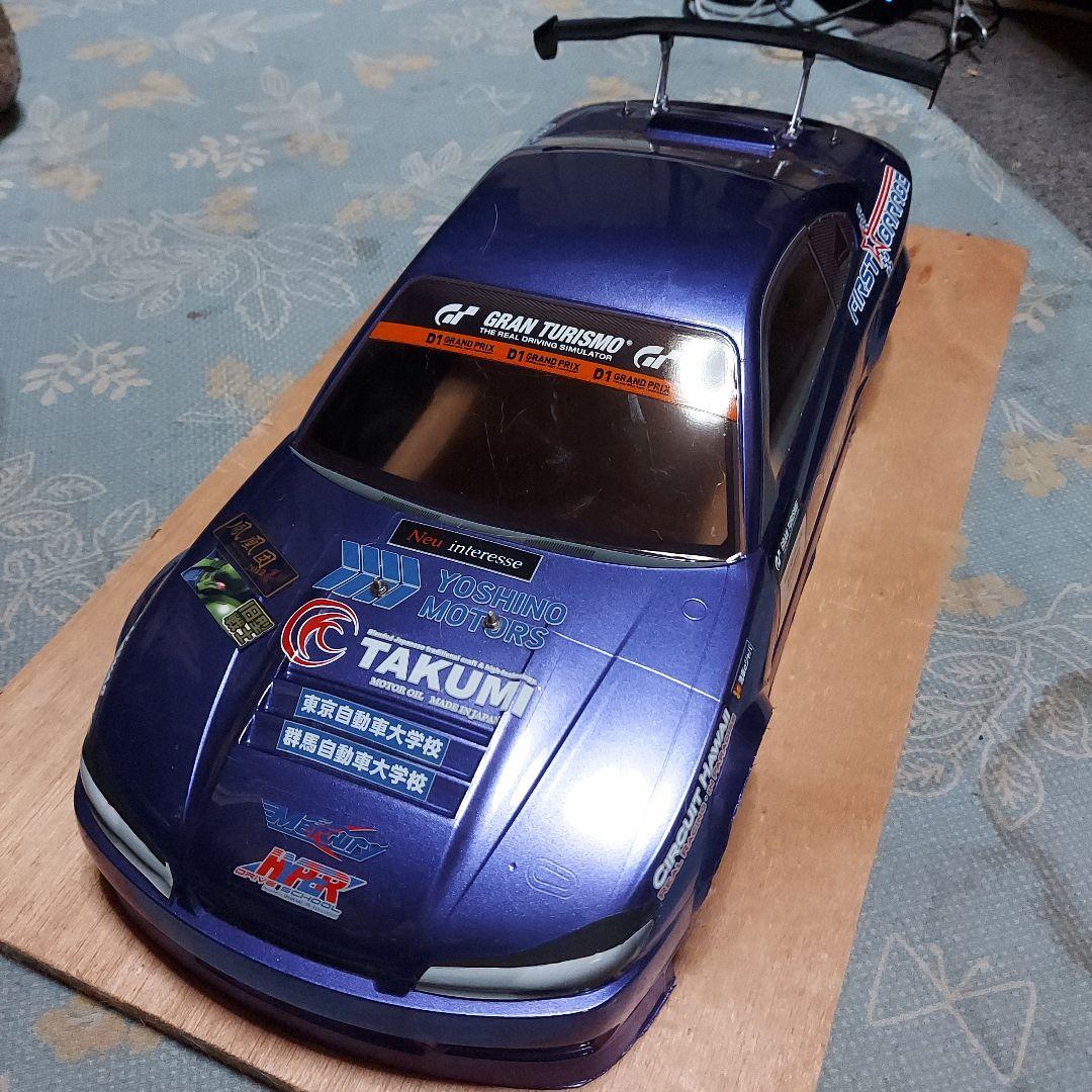 あとむサクラD6スポーツシャーシ ヨコモジャイロ ボディーホイールタイヤ付