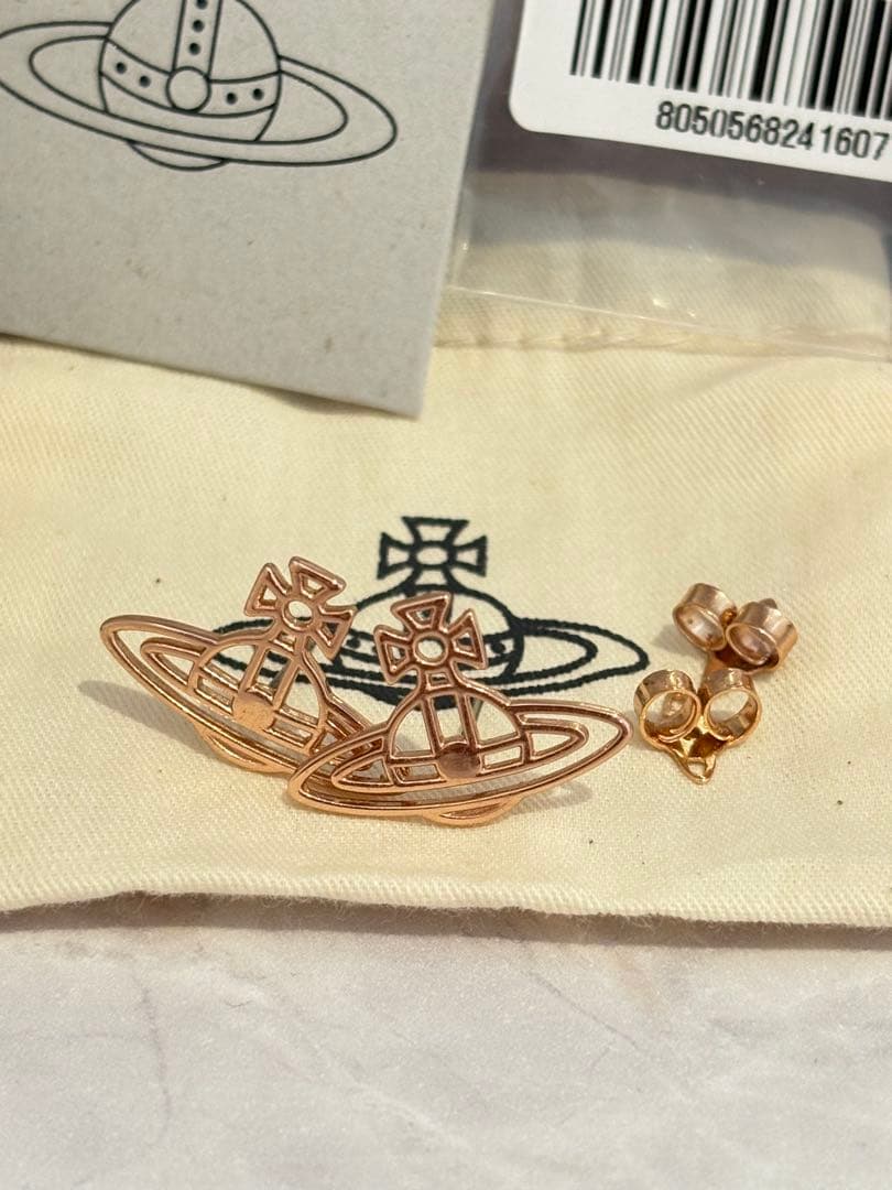 値段交渉ok Vivienne Westwood フラットオーブスタッドピアス