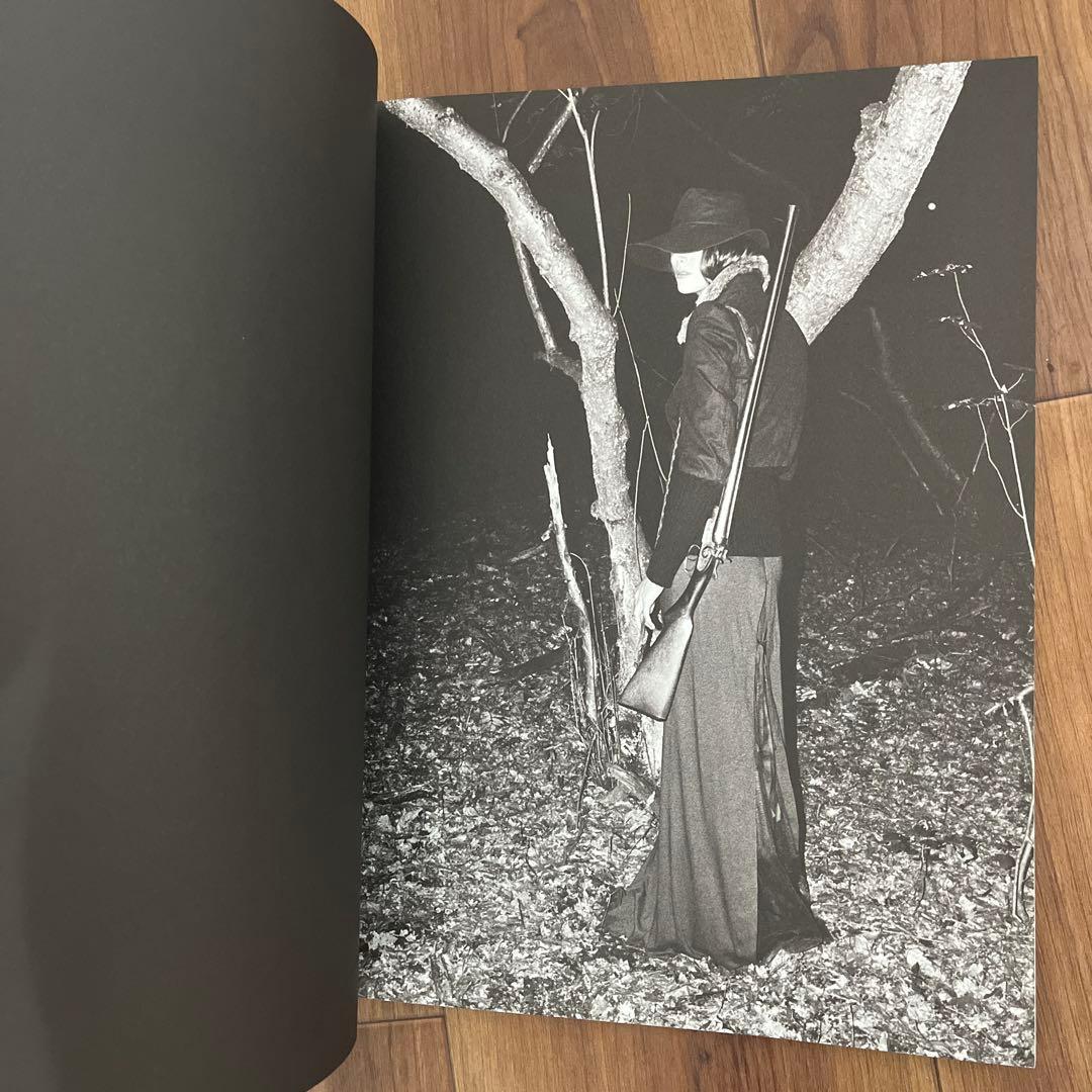 A MAGAZINE #6　CURATED BY 　ヴェロニク・ブランキーノ