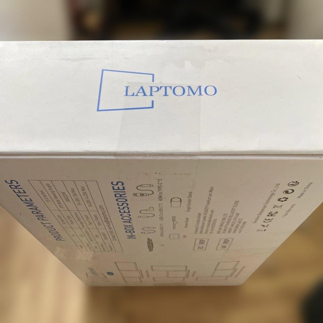 Laptomo 15.6インチ トリプルスクリーン