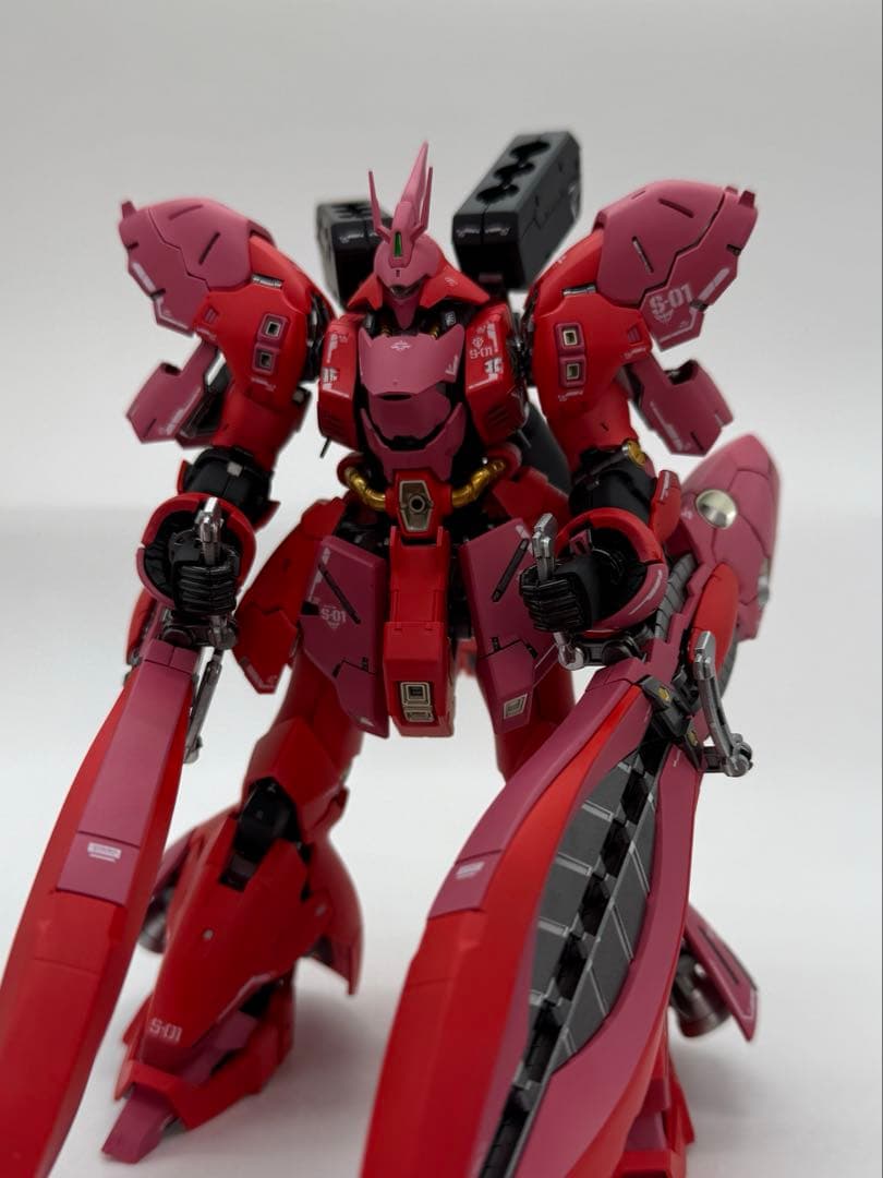 RG νガンダム サザビー ff 全塗装完成品セット アクションベース付き