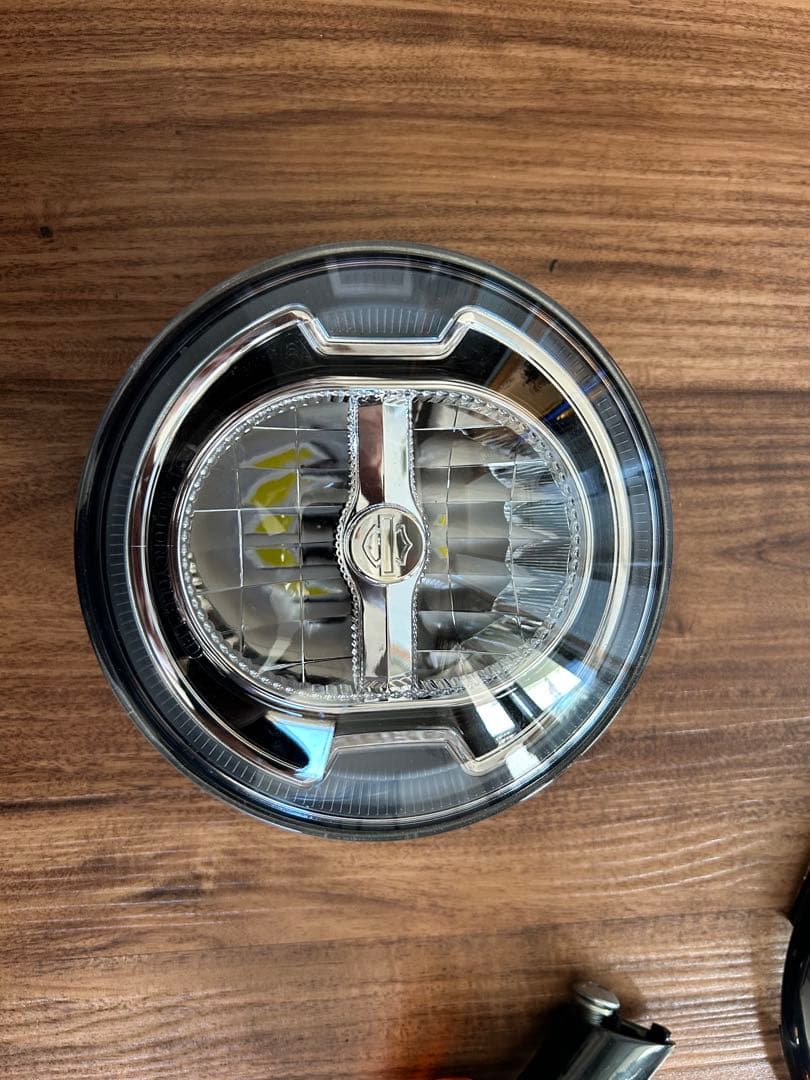 ハーレー 純正 FXLRST ヘッドライト、ウインカー2023年製 新車外し！