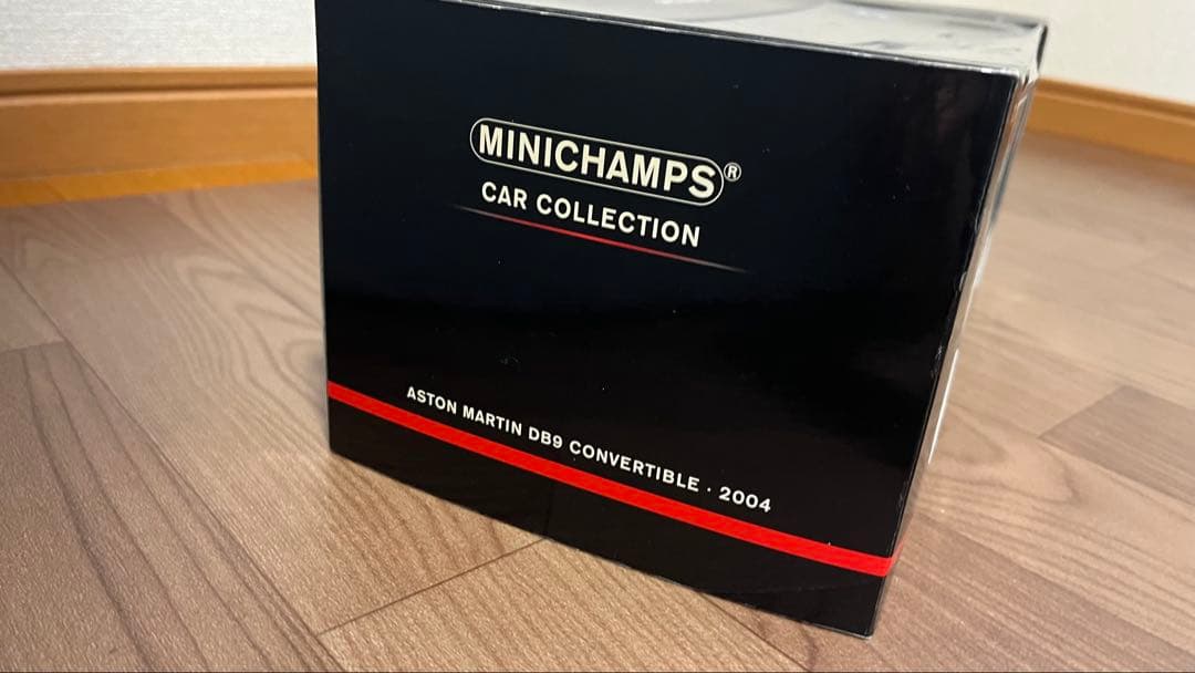 ミニチャンプス　アストンマーチン DB9 Convertible ミニカー
