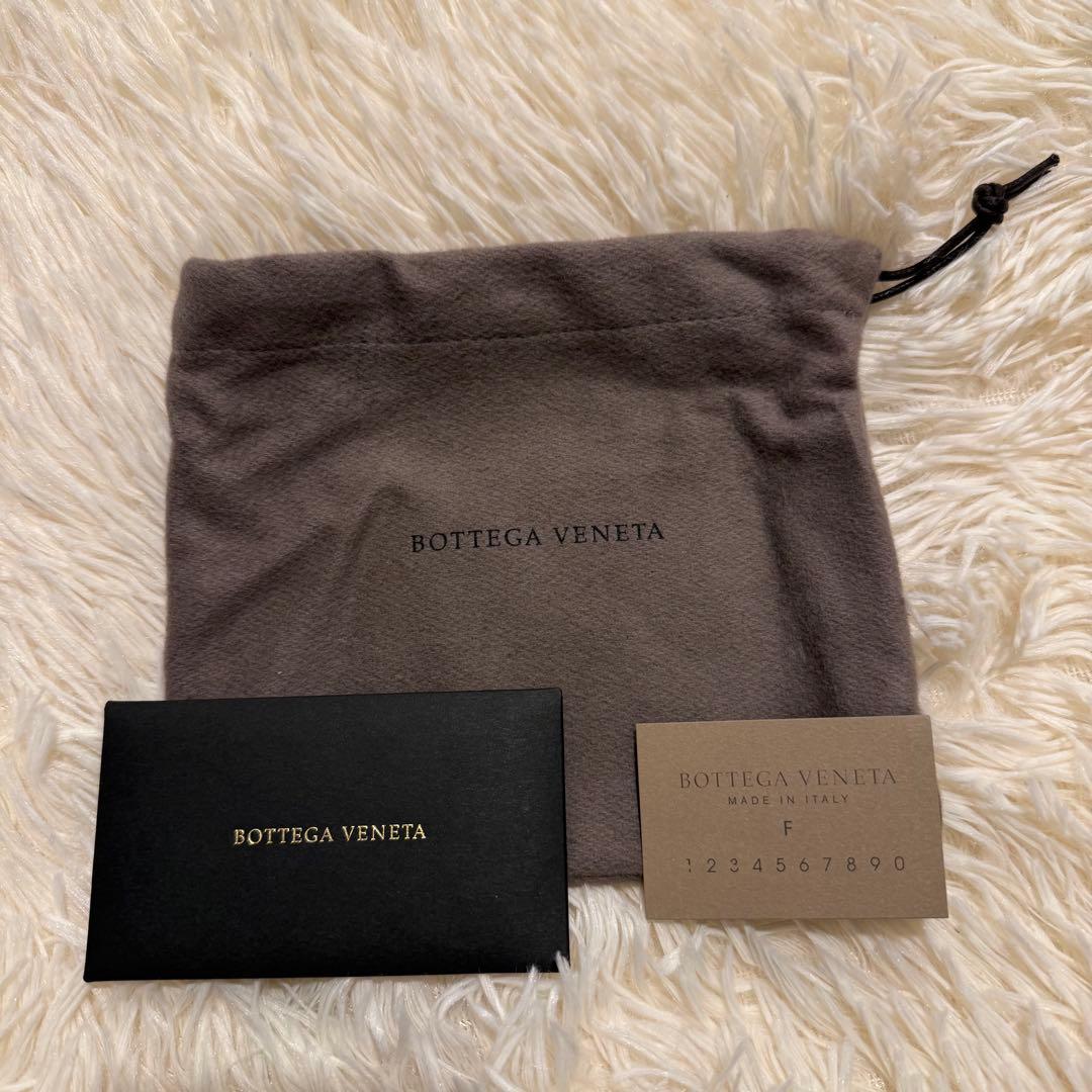 ボッテガヴェネタ BOTTEGAVENETA 財布 二つ折りブラック