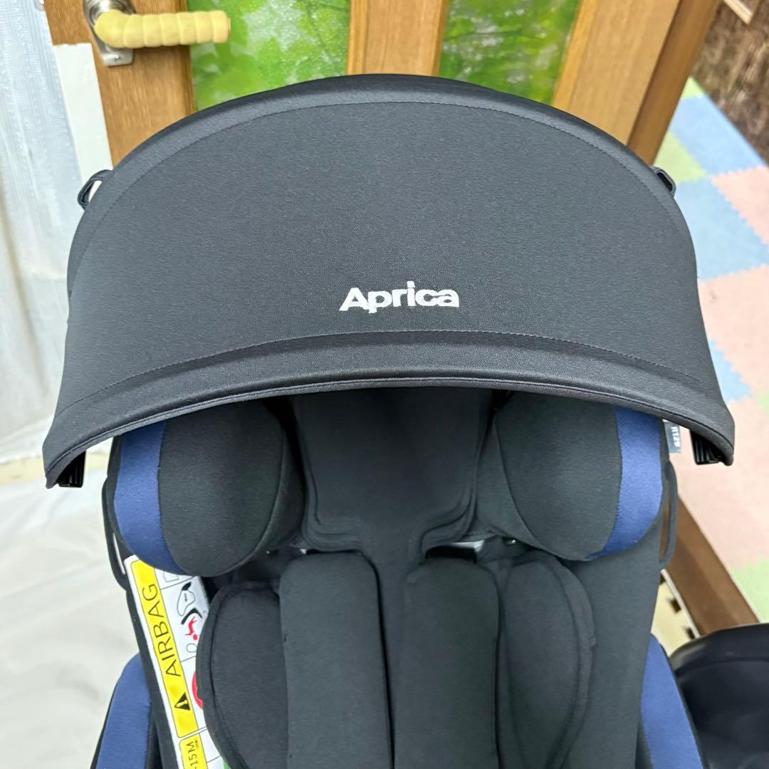 2023年モデル アップリカ フラディア プラス プレミアム チャイルドシート