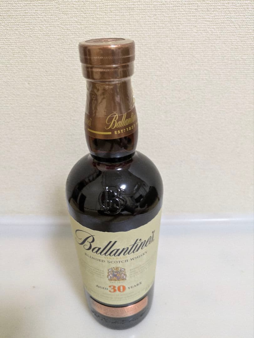 Ballantine's 30年 ウイスキー 木箱付き 700ml