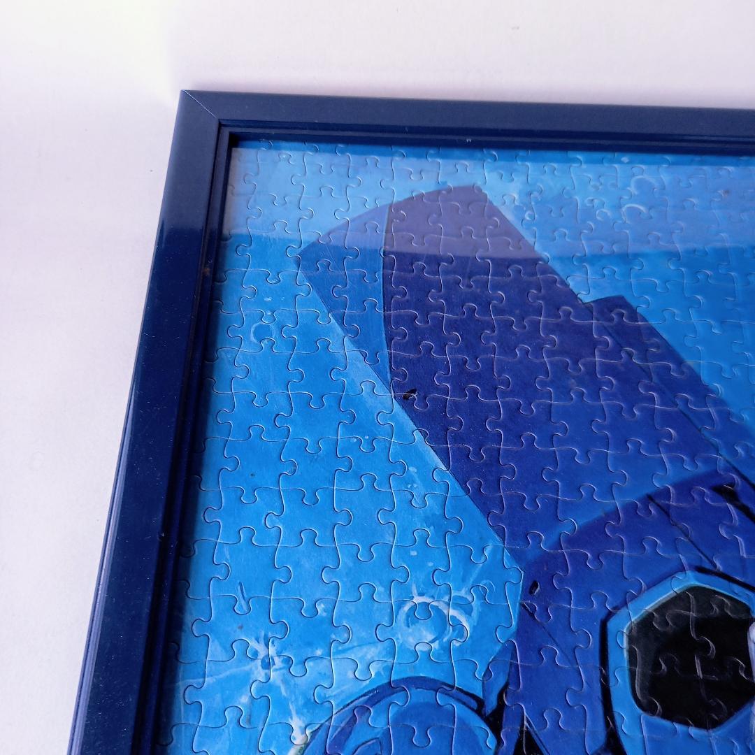 赤い瞳の見つめるものは ジグソーパズル 1000ピース  額縁540×790