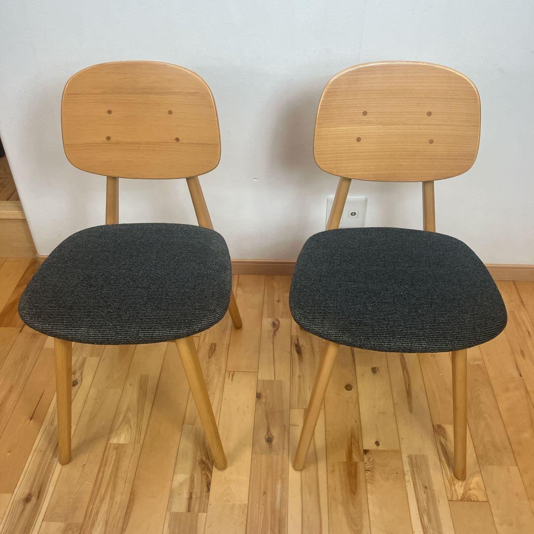 美品　QUON/クオン　プラム　ダイニングチェア2脚　椅子