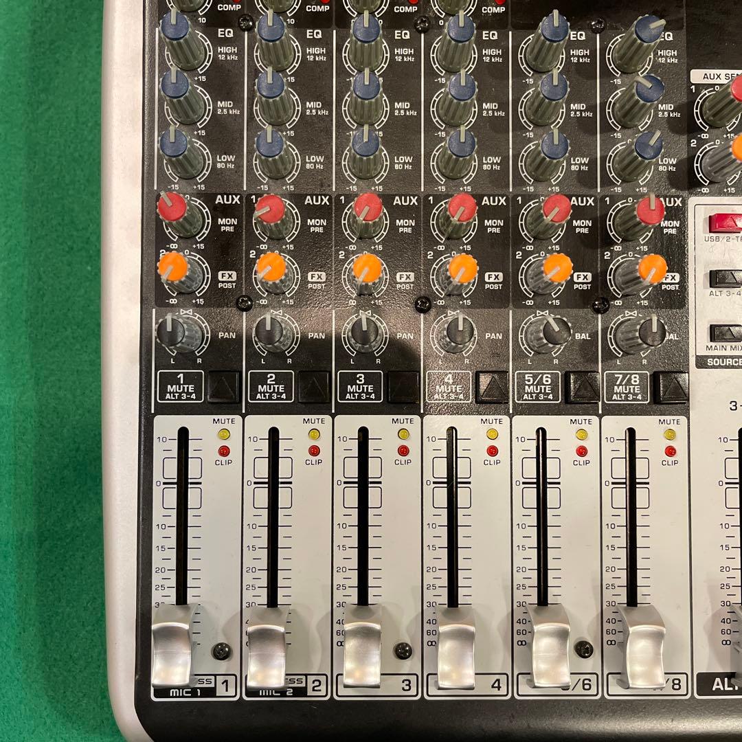 【中古】Behringer XENYX Q1204USB アナログミキサー