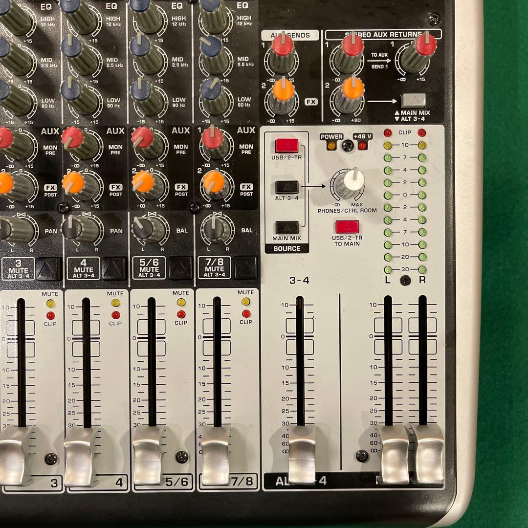 【中古】Behringer XENYX Q1204USB アナログミキサー