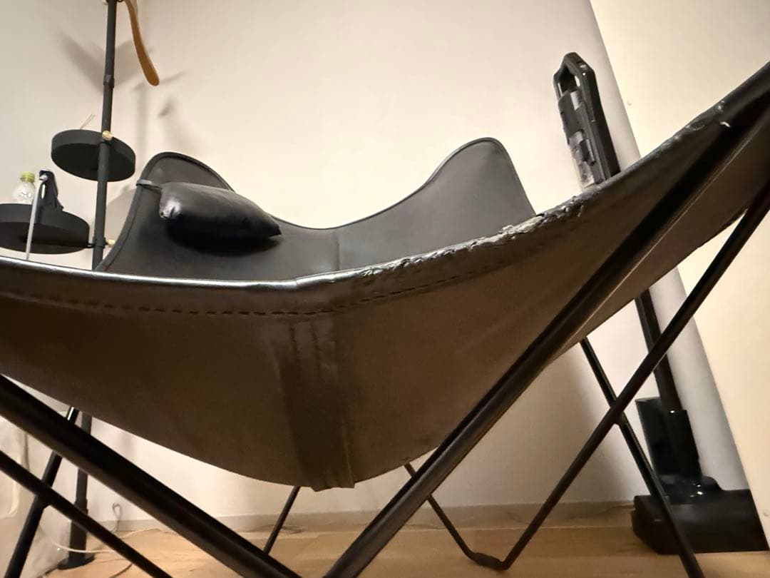 クエロ Cueroバタフライチェア