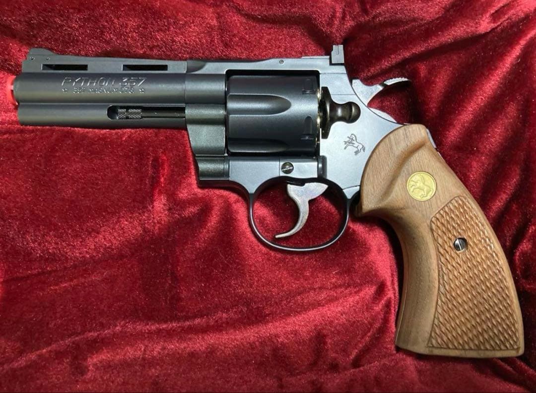 つばき 希少木製グリップ付　美品コルトパイソンマルイガスリボルバー