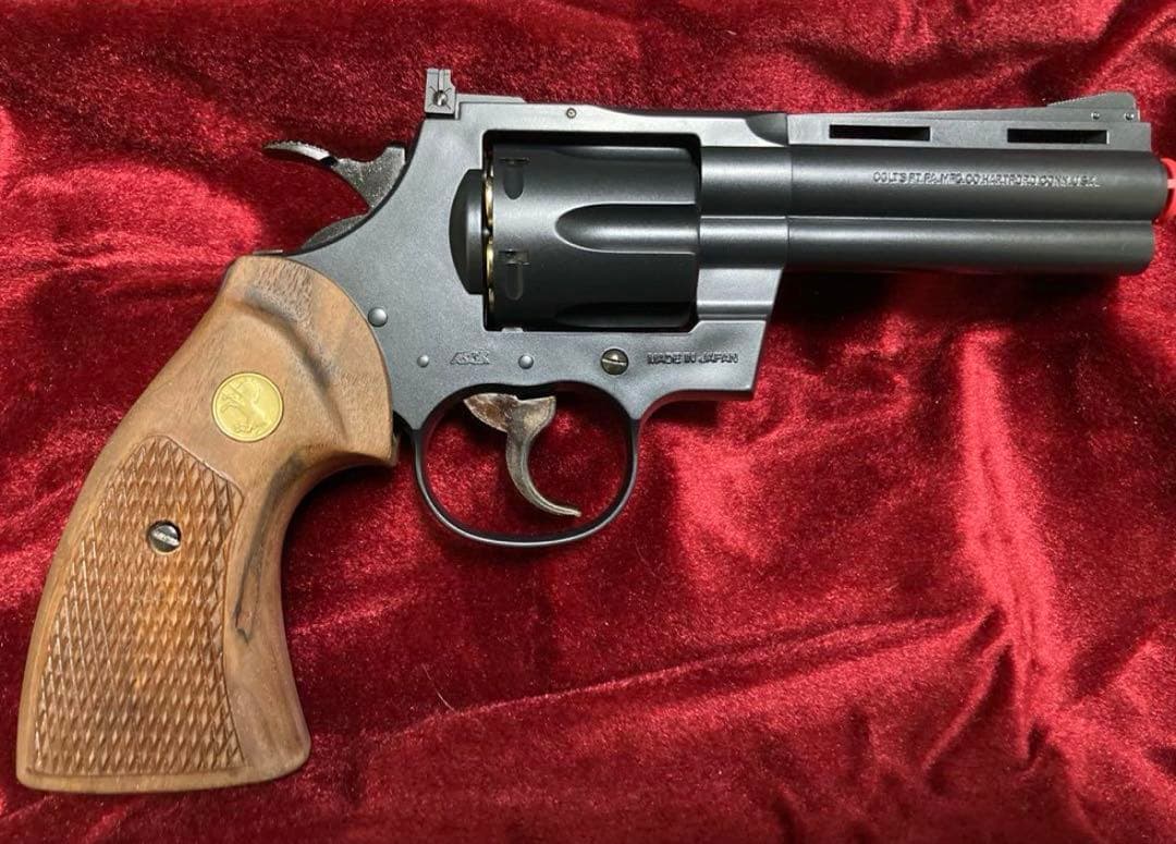 つばき 希少木製グリップ付　美品コルトパイソンマルイガスリボルバー