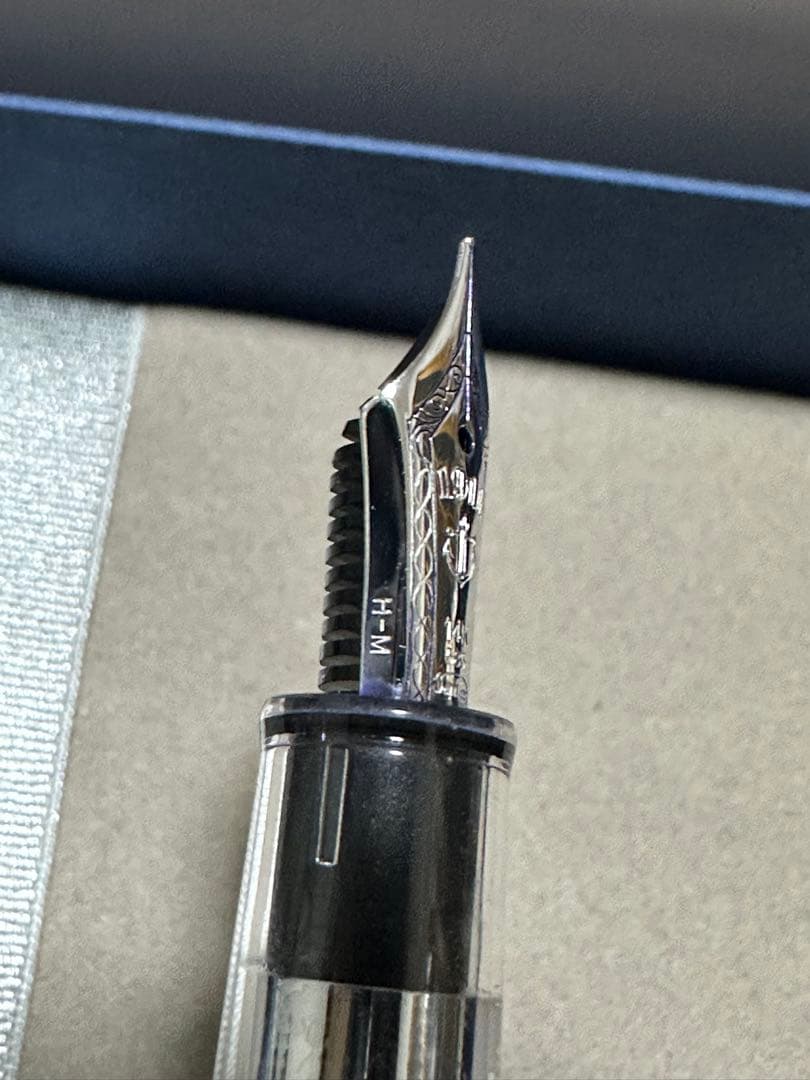 セーラー万年筆　プロフェッショナルギアスリム　スケルトン