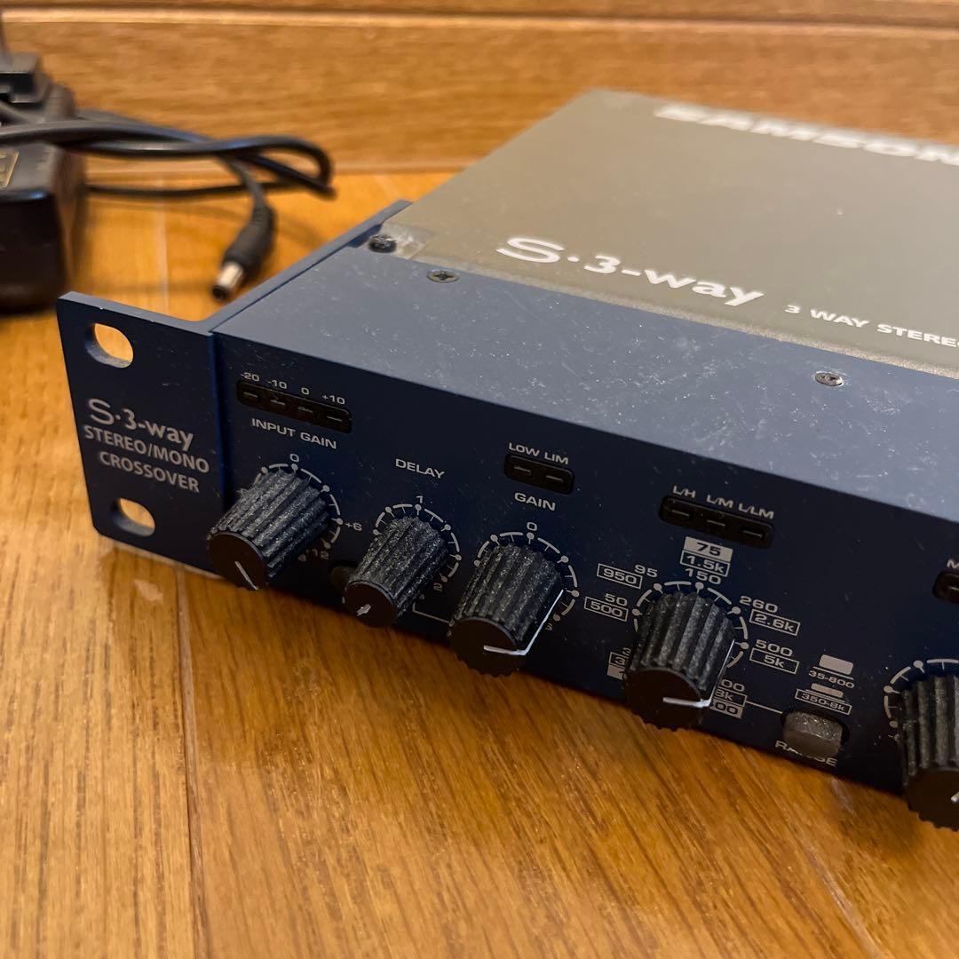 オーディオ用の物たち、アンプなど10点