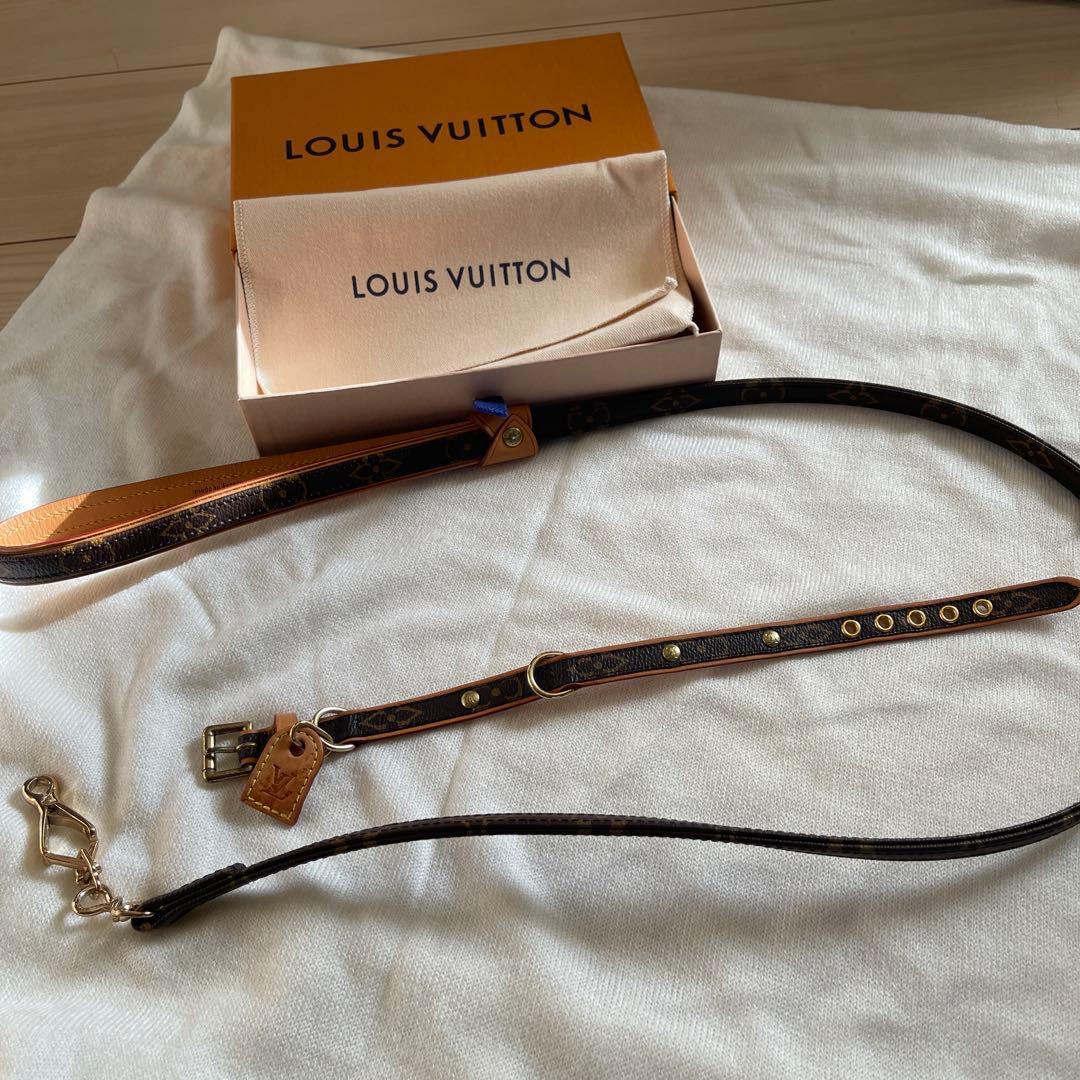 LOUIS VUITTON ブラウンレザー首輪