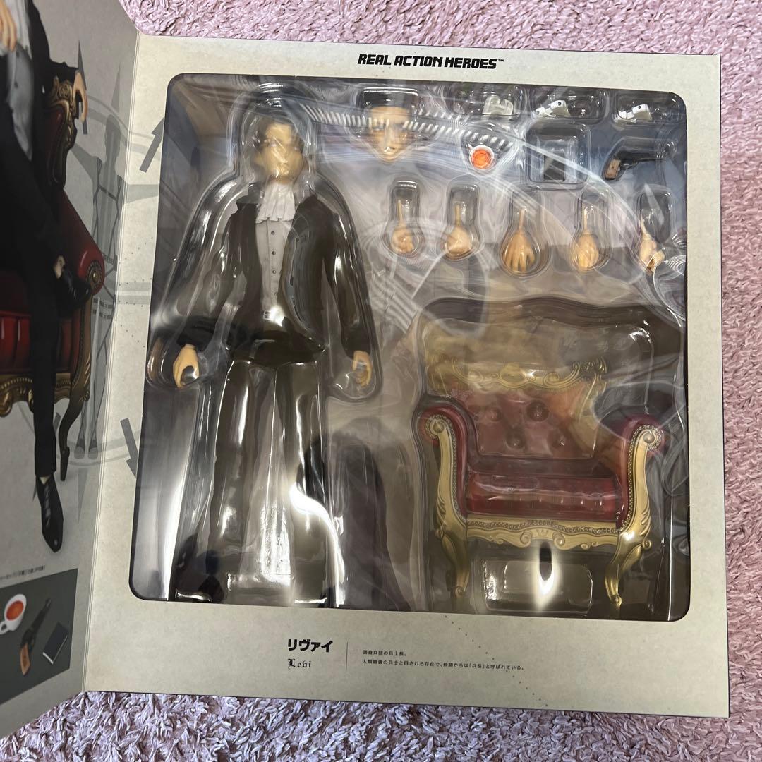 リアルアクションヒーローズ No.697 RAH リヴァイ（私服Ver.）