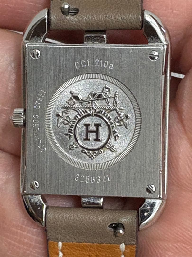 HERMES エルメス ケープコッド エトゥープ 腕時計　PM31mm