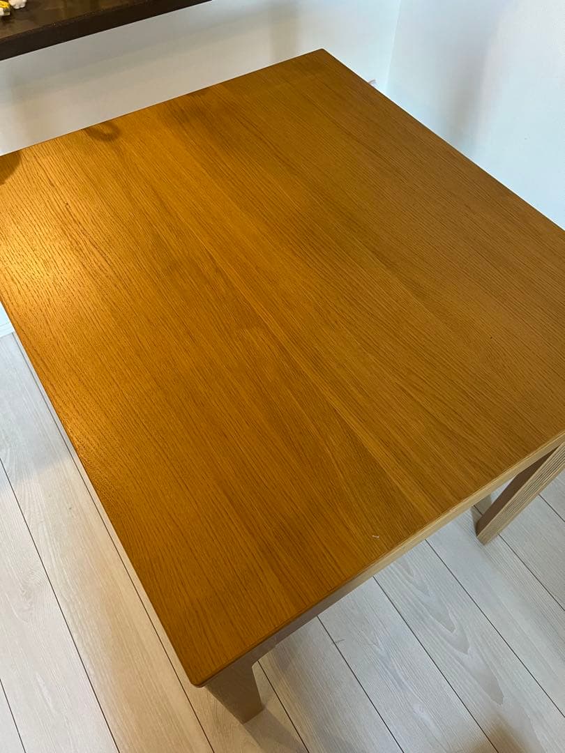 ikea ナチュラルウッド 伸縮ダイニングテーブル