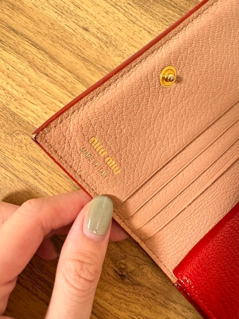 MIU MIU 二つ折り財布 ピンク