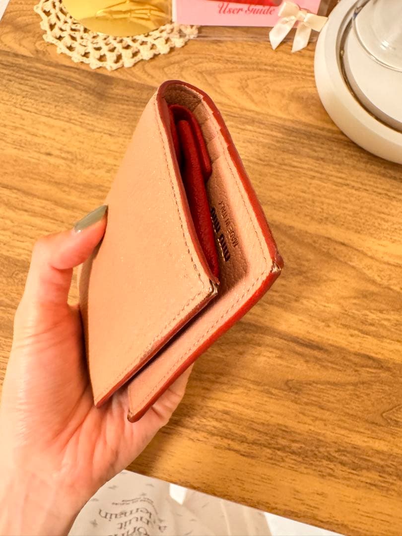 MIU MIU 二つ折り財布 ピンク