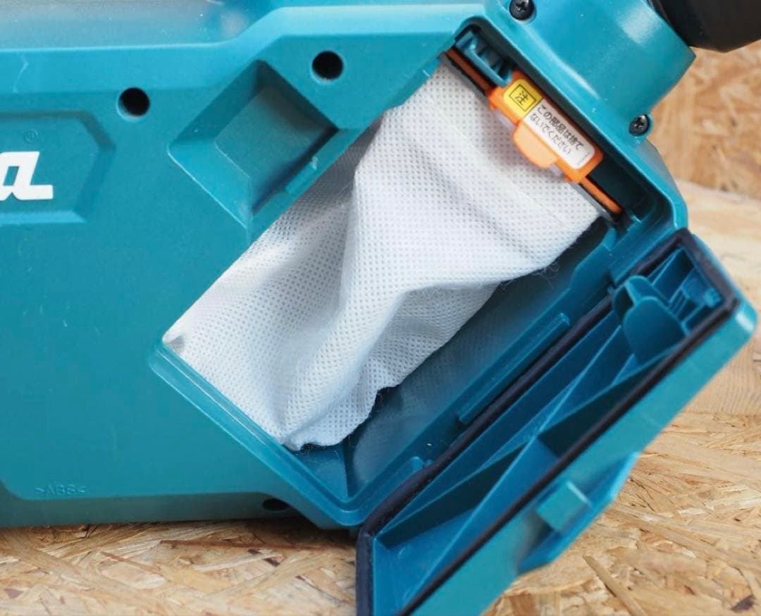 マキタ　CL121D　充電器付　バッテリーなし