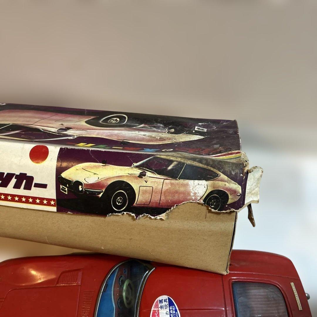 イチコーのスポーツカー ブリキ　トヨタ2000GT 箱付き　激レア　本体美品