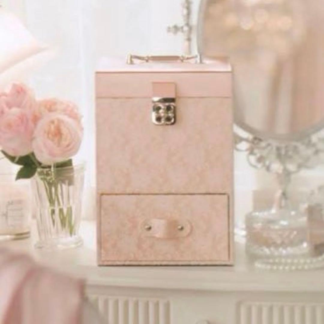 JILLSTUART ジルスチュアート　メイクアップボックス　ピンクレースリボン