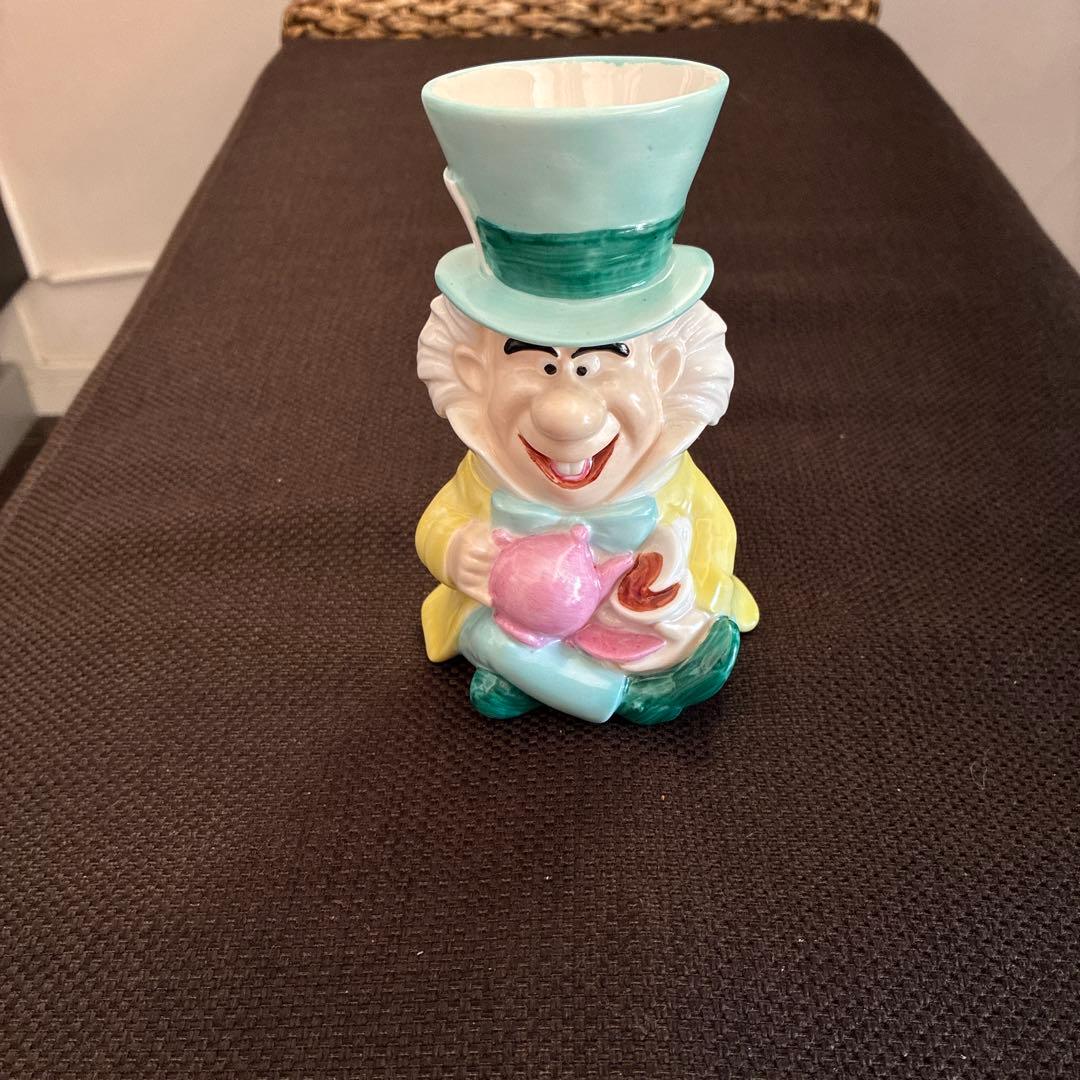 不思議の国のアリス　マットハッター　陶器