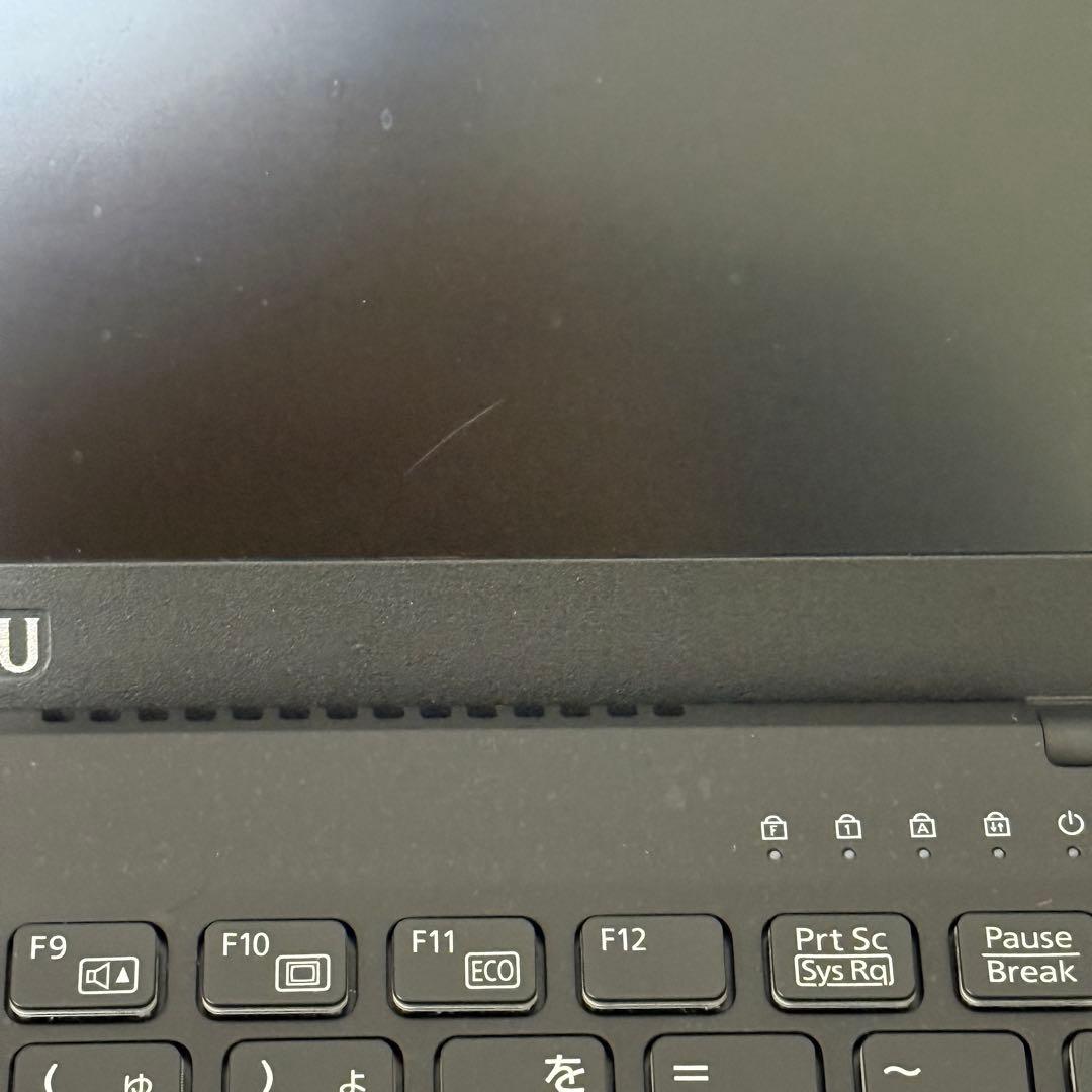 【ノート型パソコン】富士通 LIFEBOOK UH-X/E3
