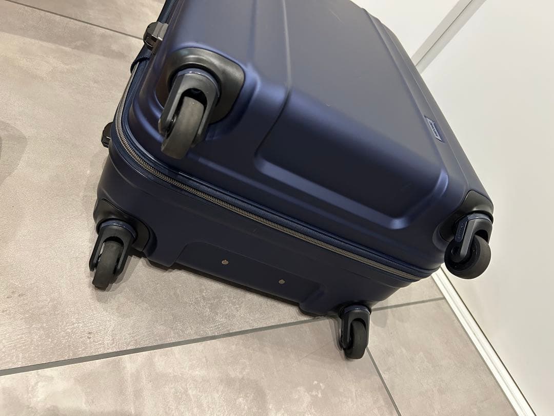 新品✨ゼログラ　ZERO GRA　スーツケース　60L　シフレ