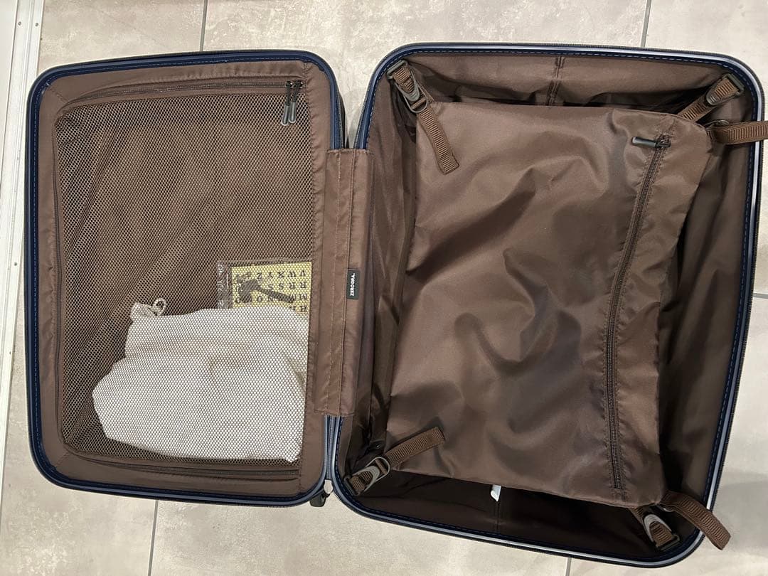 新品✨ゼログラ　ZERO GRA　スーツケース　60L　シフレ