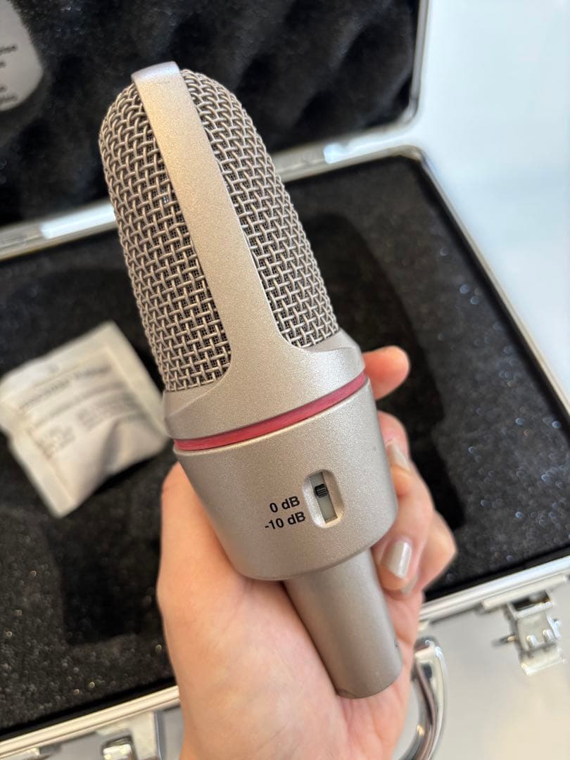 AKG コンデンサーマイク C3000B