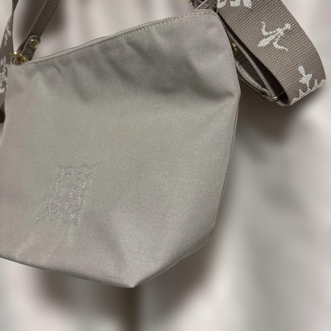 ほぼ未使用ラシット今期コーデュラナイロンシンプル2wayショルダーバッグ