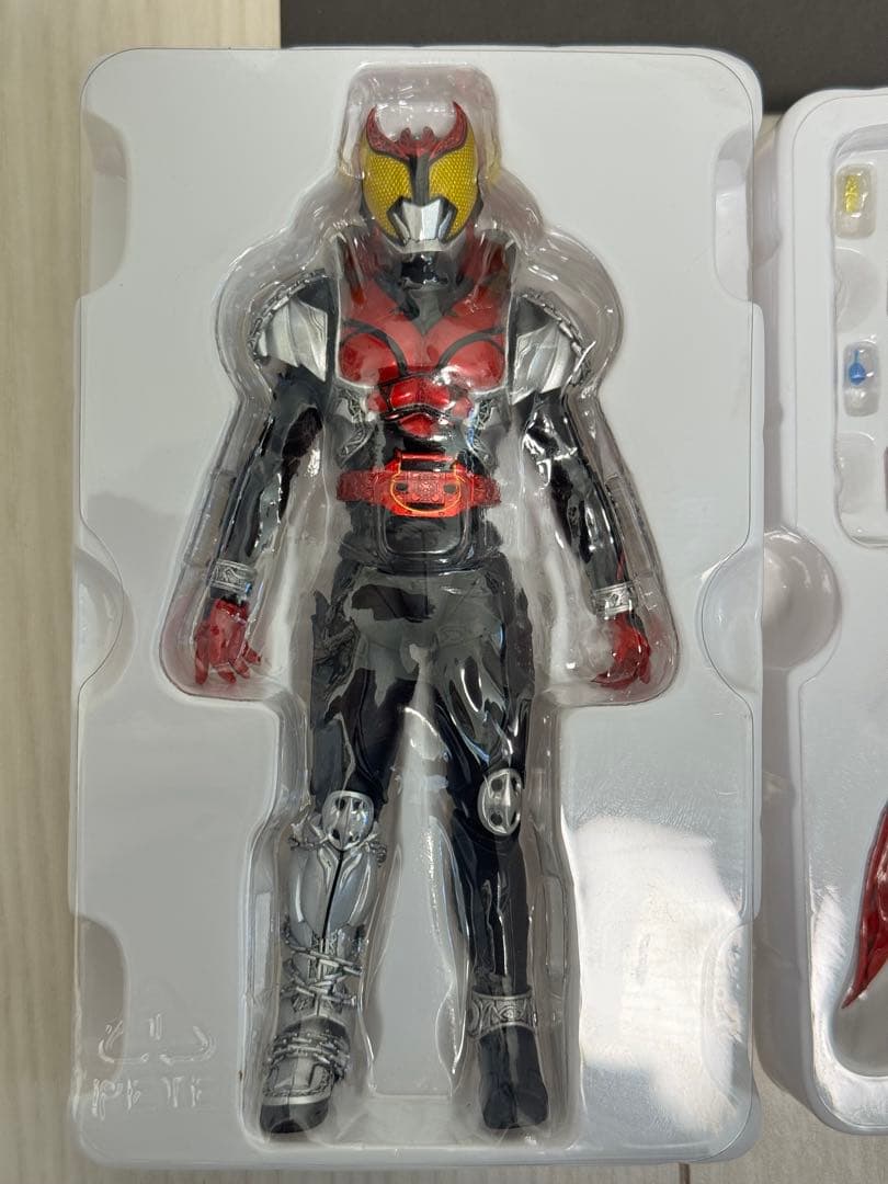 仮面ライダーキバ　SHフィギュアーツ 真骨頂