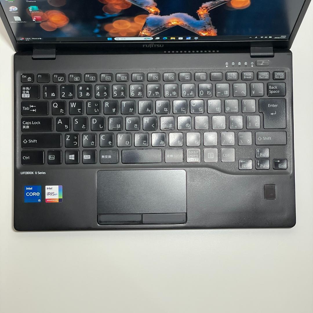 第11世代core i5 LIFEBOOK U9311 ノートPC office