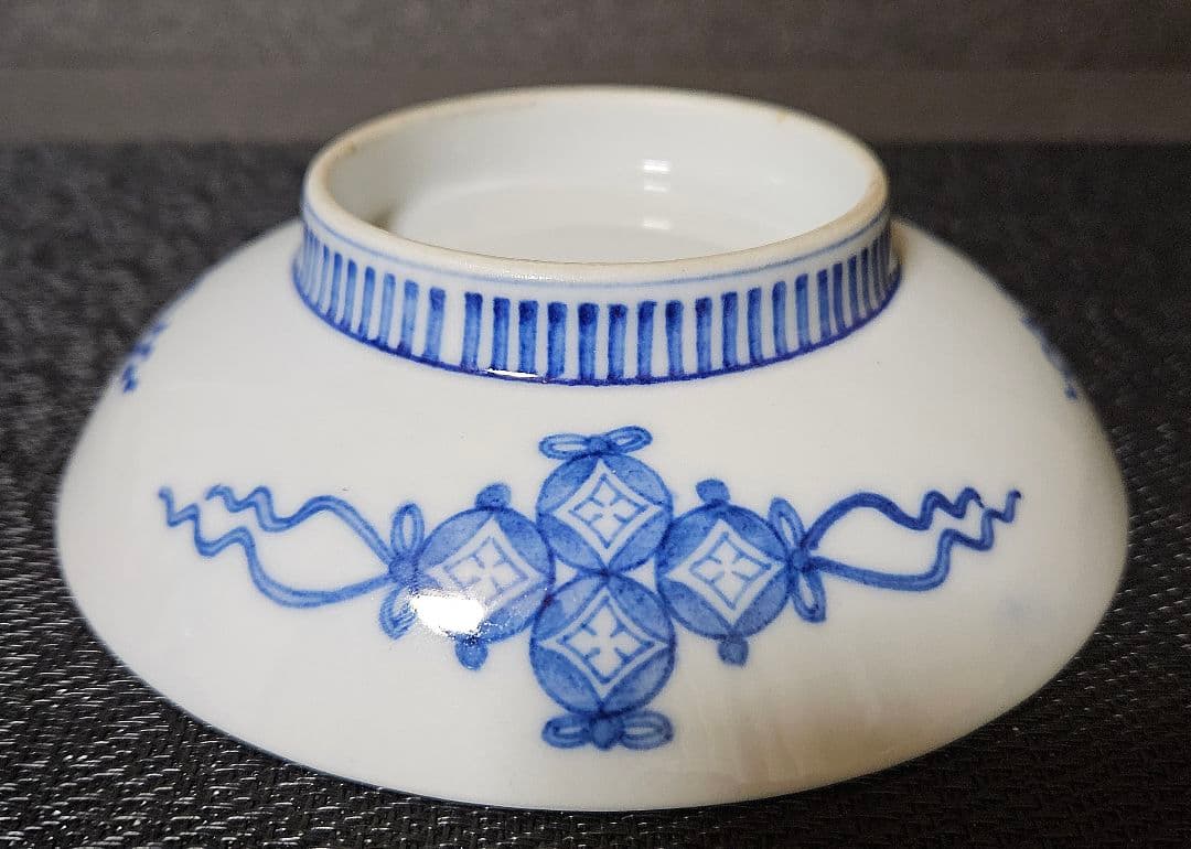 【大名品❗】【真作保証❗】江戸時代　色鍋島　鶺鴒図　墨弾き青海波文様　約五寸皿