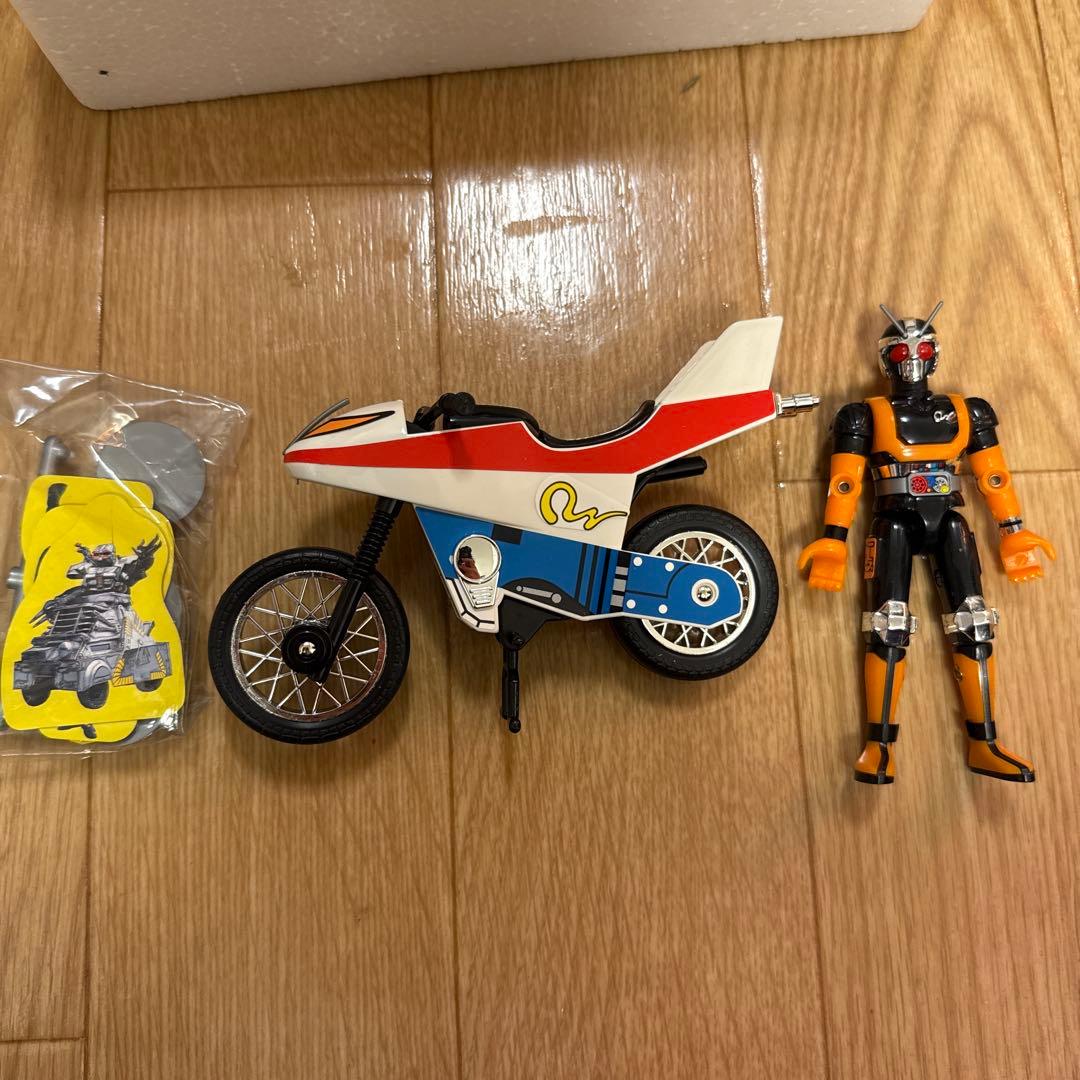 BANDAI プラデラ ロボイザー フィギュア 仮面ライダー ロボライダー