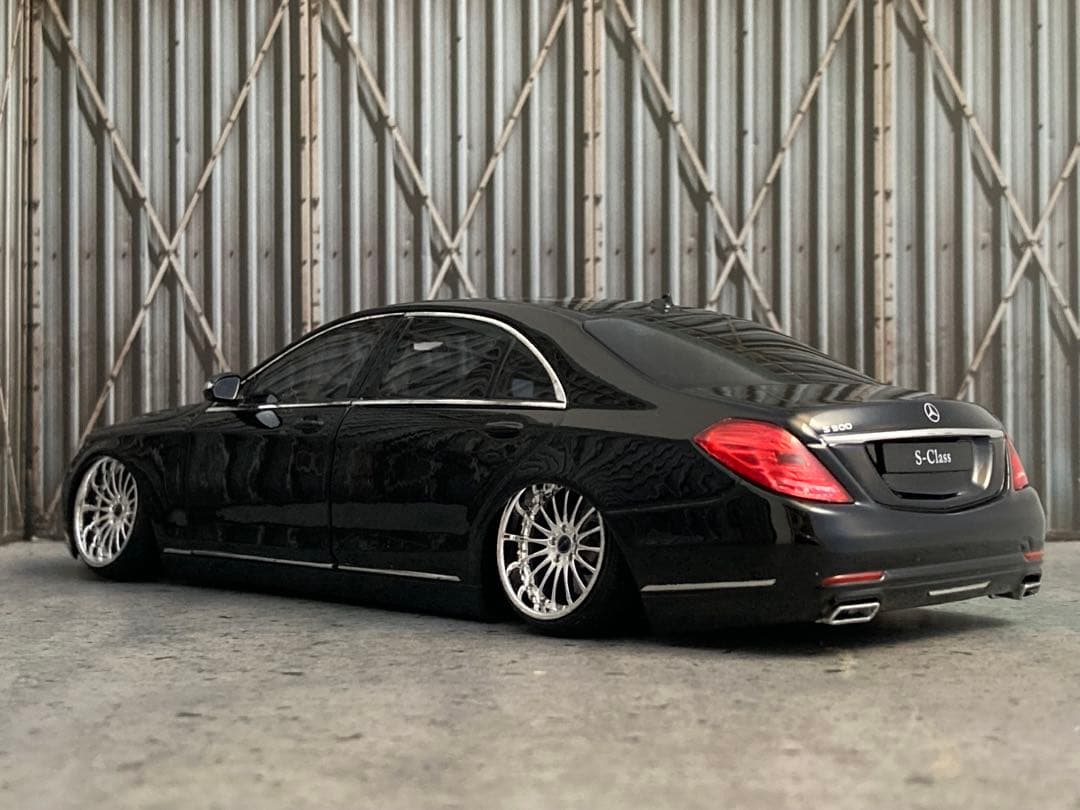 1/24 メルセデスベンツSクラス黒（カスタム品）