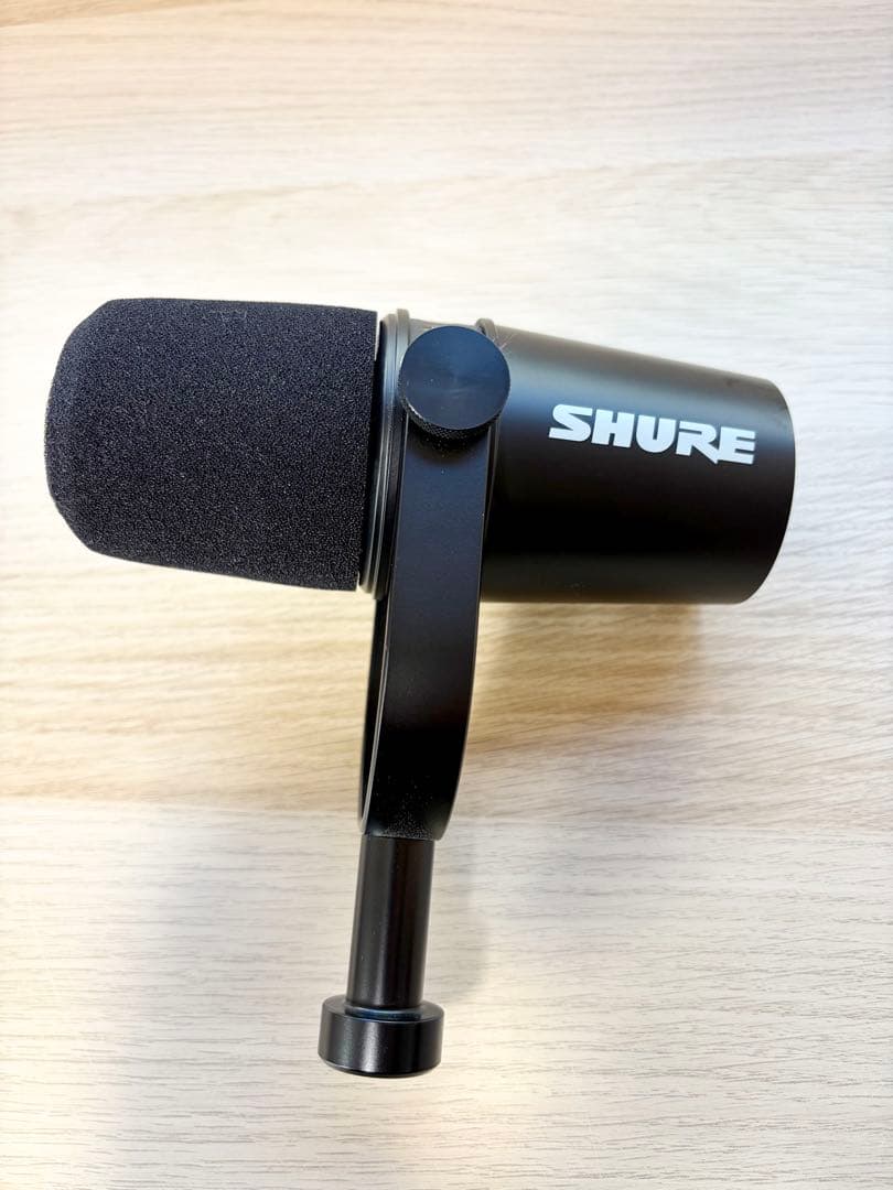 【中古】SHURE MV7 三脚スタンド　アームスタンド付き