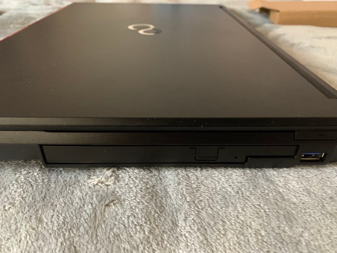 中古/富士通ノートパソコン LifeBook A577 15.6型