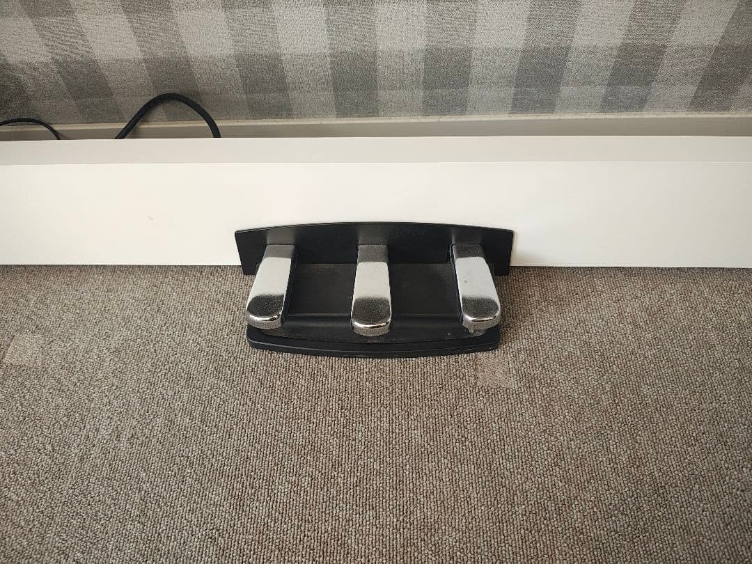 電子ピアノ KORGコルグLP380 ホワイトカラー！関東1都3県無料配達！