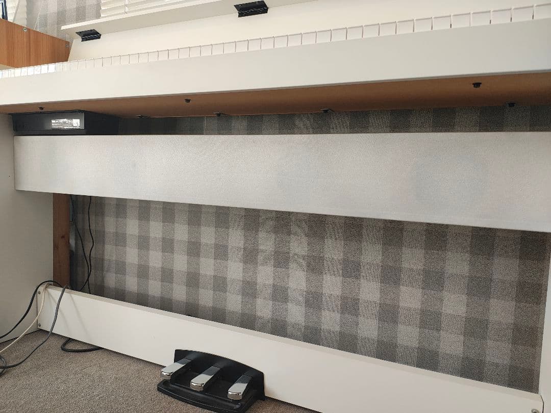 電子ピアノ KORGコルグLP380 ホワイトカラー！関東1都3県無料配達！