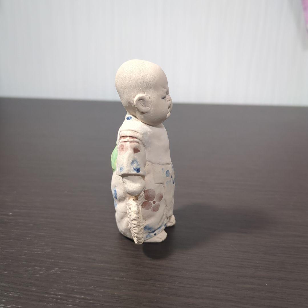 陶器製 子供像 伝統的和服