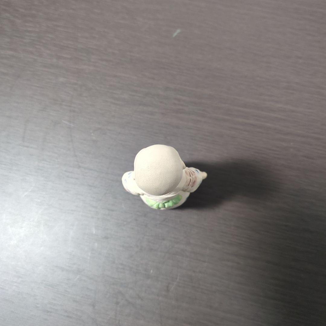 陶器製 子供像 伝統的和服