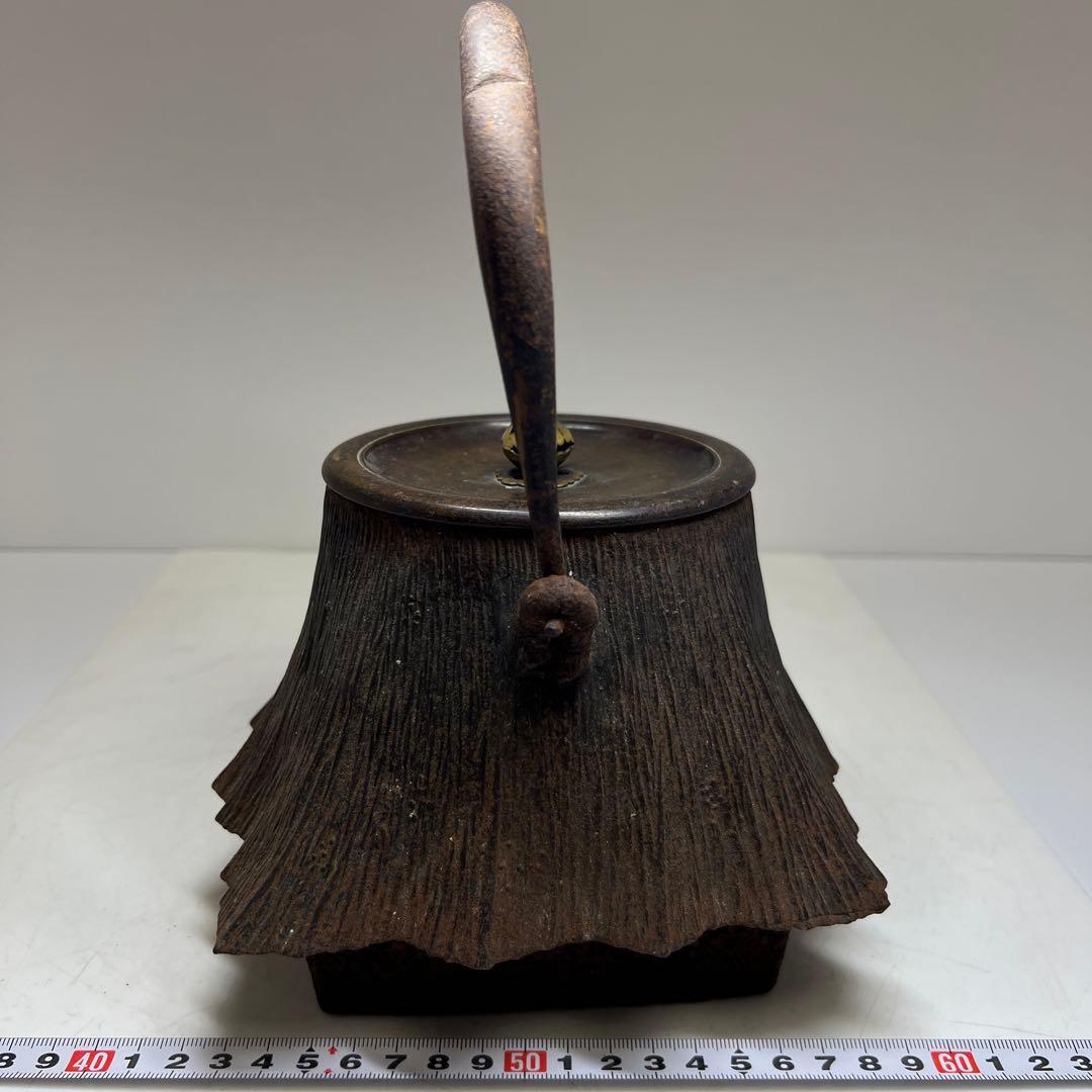 金龍堂　苫屋形鉄瓶　2630g/高さ約23㎝　東Y7-0905⭐︎2Fトコヒ