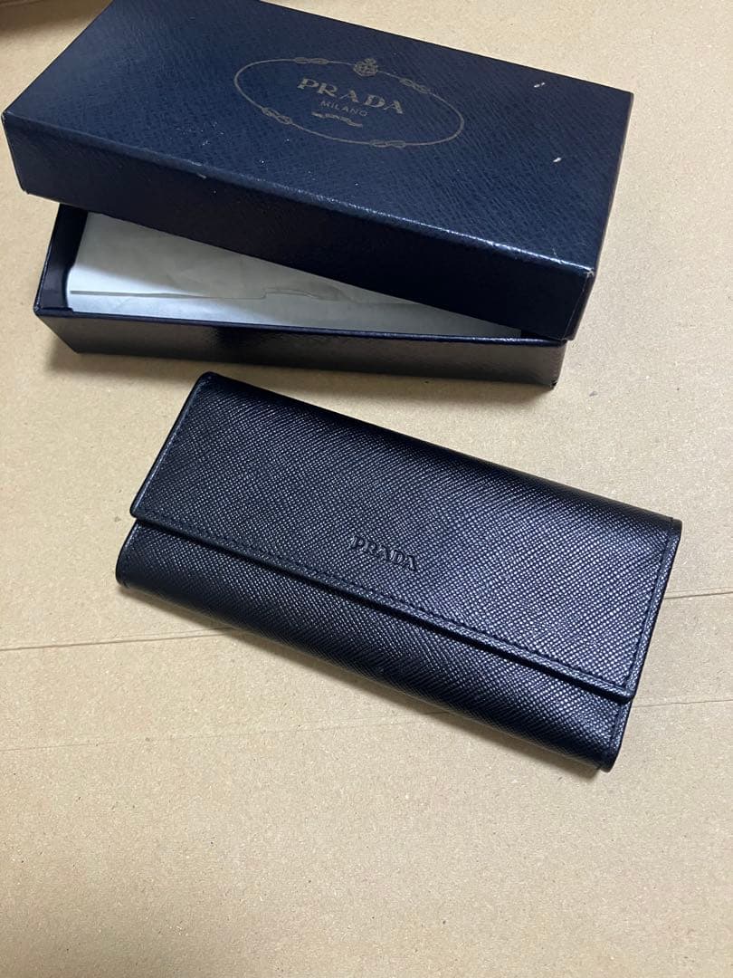 新品保管品　プラダ　キーケース