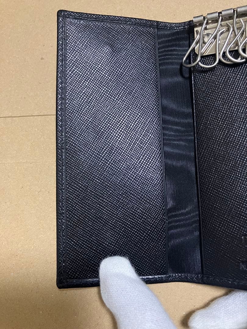 新品保管品　プラダ　キーケース