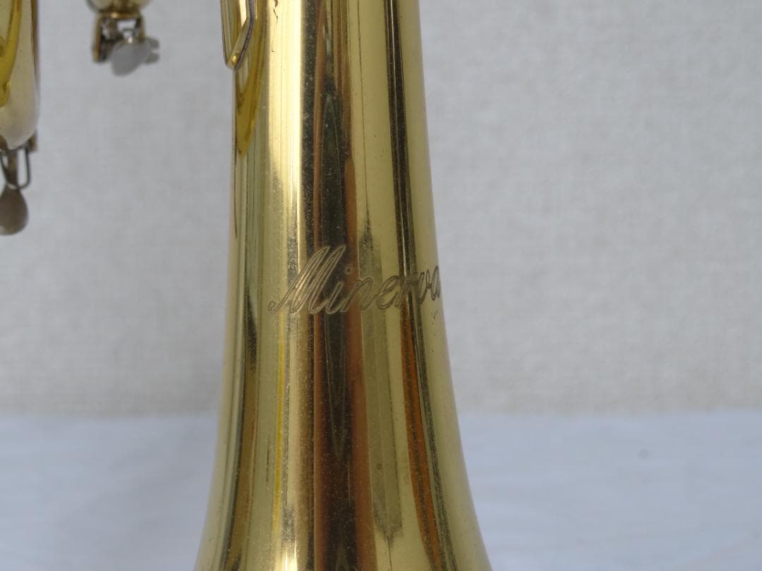 送料込★管楽器★トランペット Minerva MTR350L ソフトケース