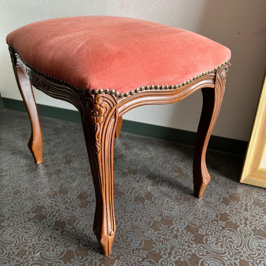 k523r108 クラシカルスツール オットマン エレガントなベロア座面 木製脚